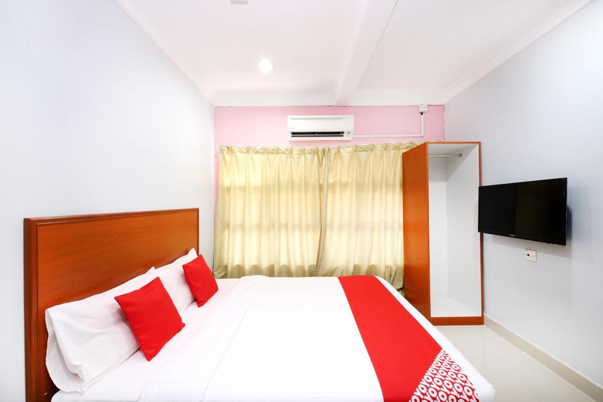 Super Oyo 720 Corridor Hotel 2 Pekan Eksteriør billede