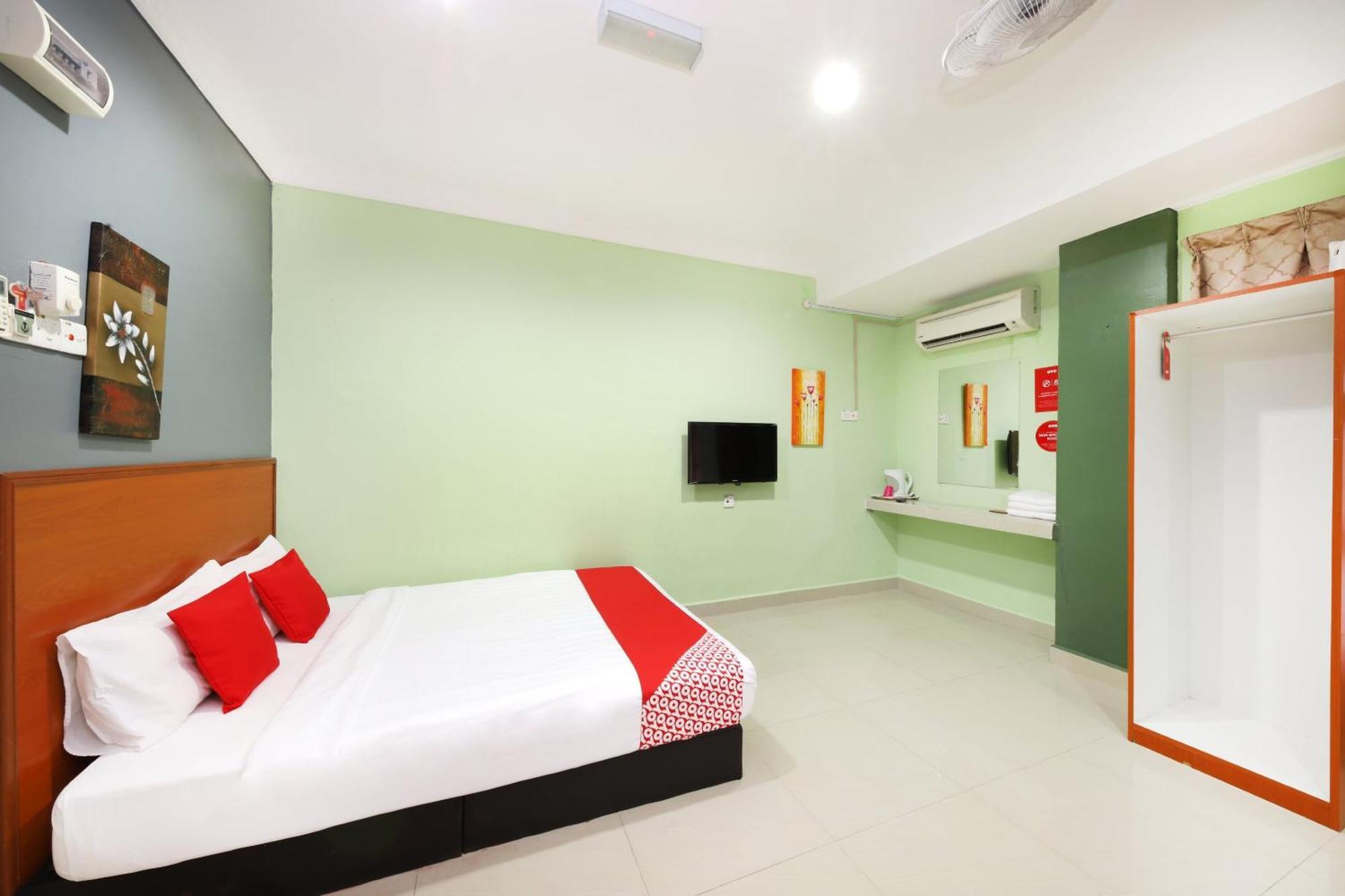 Super Oyo 720 Corridor Hotel 2 Pekan Eksteriør billede